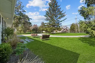 84 Evergreen Ave, East Moriches, NY 11940 - Photo 18