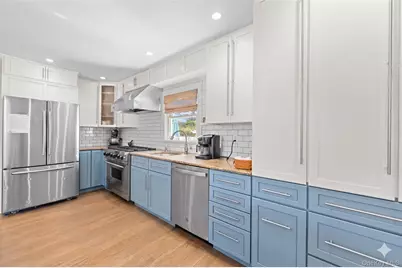 84 Evergreen Avenue, East Moriches, NY 11940 - Photo 10