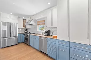 84 Evergreen Ave, East Moriches, NY 11940 - Photo 10
