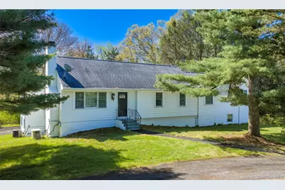 103 S Harmony Hill Road, Pawling, NY 12564 - Photo 2