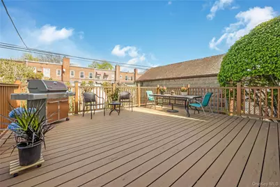 7623 168th Street, Fresh Meadows, NY 11366 - Photo 4