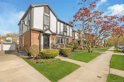 7623 168th Street, Fresh Meadows, NY 11366 - Photo 2