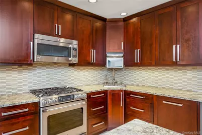 7623 168th Street, Fresh Meadows, NY 11366 - Photo 12