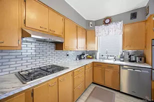78-24 86th St, Glendale, NY 11385 - Photo 10