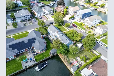 34 Seabreeze Road, Massapequa, NY 11758 - Photo 4