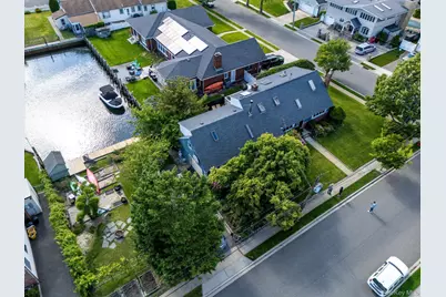 34 Seabreeze Road, Massapequa, NY 11758 - Photo 2