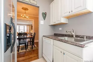 87 N Broadway, White Plains, NY 10603 - Photo 14