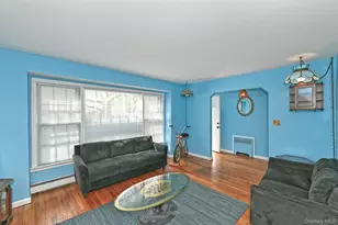 18 Kilburn Ave, Huntington Station, NY 11746 - Photo 8