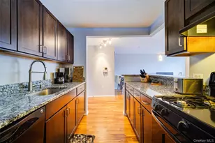 150 Featherbed Ln, Bronx, NY 10452 - Photo 14
