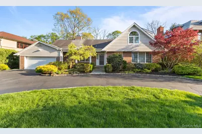 46 Nassau Drive, Great Neck, NY 11021 - Photo 2