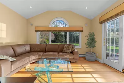 46 Nassau Drive, Great Neck, NY 11021 - Photo 10