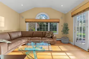 46 Nassau Dr, Great Neck, NY 11021 - Photo 10