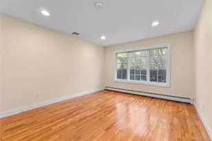 46 Nassau Dr, Great Neck, NY 11021 - Photo 16