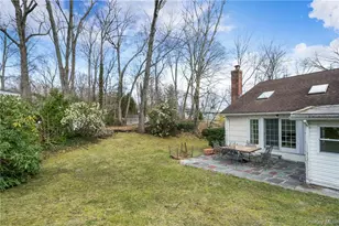 7 Susan Ct, White Plains, NY 10605 - Photo 20