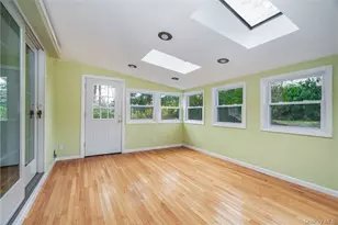 7 Susan Ct, White Plains, NY 10605 - Photo 6