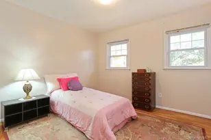 7 Susan Ct, White Plains, NY 10605 - Photo 16