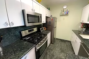 270-10 Grand Central Pkwy, Floral Park, NY 11005 - Photo 8