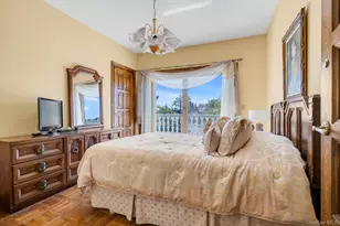 1-18 Malba Dr, Whitestone, NY 11357 - Photo 22
