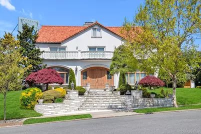 118 Malba Drive, Whitestone, NY 11357 - Photo 42