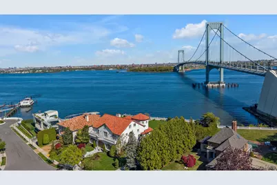 118 Malba Drive, Whitestone, NY 11357 - Photo 1