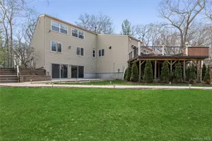7 Windemere Crest, Woodbury, NY 11797 - Photo 28