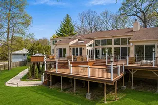 7 Windemere Crest, Woodbury, NY 11797 - Photo 2