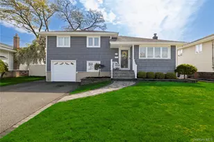 17 6th Ave, Massapequa Park, NY 11762 - Photo 2