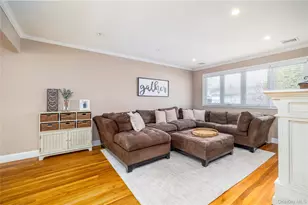 17 6th Ave, Massapequa Park, NY 11762 - Photo 6