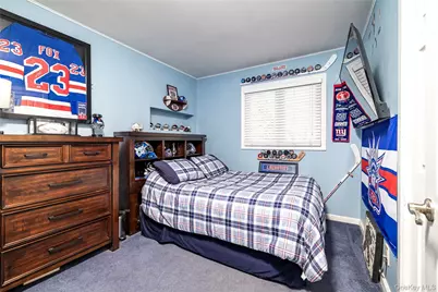 17 6th Avenue, Massapequa Park, NY 11762 - Photo 20