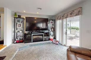 53 Coolidge Ave, Amityville, NY 11701 - Photo 6