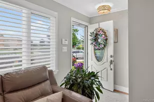 795 Herman Ave, Franklin Square, NY 11010 - Photo 4