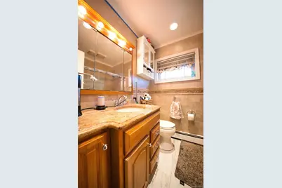 65 Cheshire Road, Bethpage, NY 11714 - Photo 12