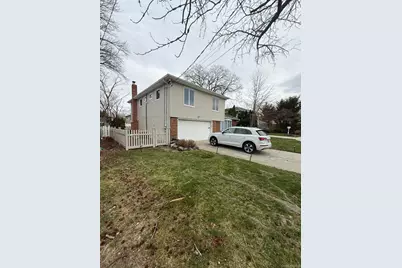 23 Geoffrey Lane, Hewlett, NY 11557 - Photo 2