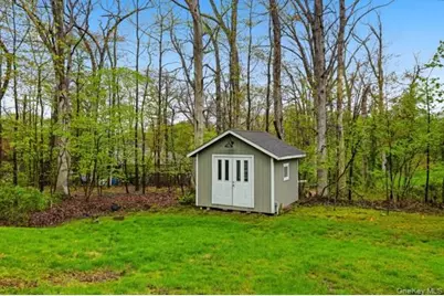 66 Summit Avenue, Central Valley, NY 10917 - Photo 32