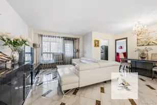 61-45 98th St, Rego Park, NY 11374 - Photo 4
