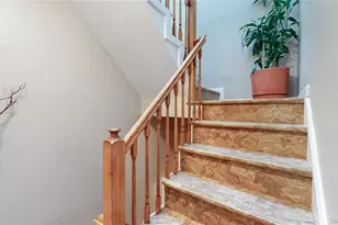 79-20 Kneeland Ave, Elmhurst, NY 11373 - Photo 10