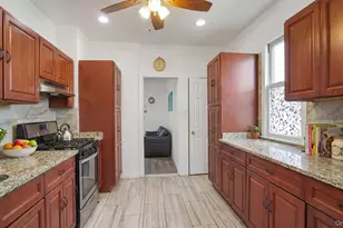 102-12 85th Rd, Richmond Hill, NY 11418 - Photo 8