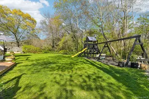 41 Orchid Rd, Patchogue, NY 11772 - Photo 28