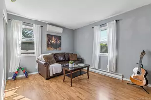 41 Orchid Rd, Patchogue, NY 11772 - Photo 18