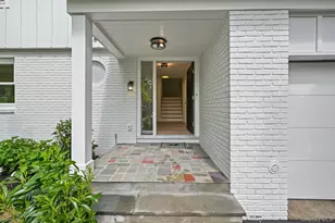 24 Country Rd, Mamaroneck, NY 10543 - Photo 2