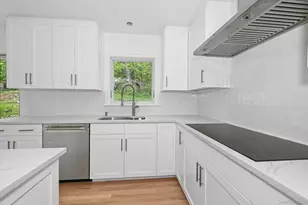 24 Country Rd, Mamaroneck, NY 10543 - Photo 8