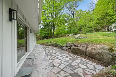 24 Country Road, Mamaroneck, NY 10543 - Photo 30