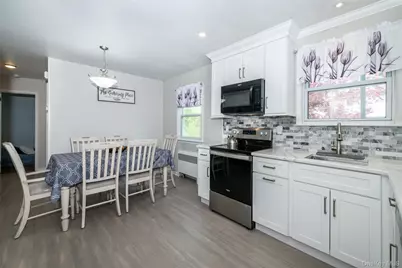 53 Lawrence Place, New Rochelle, NY 10801 - Photo 8