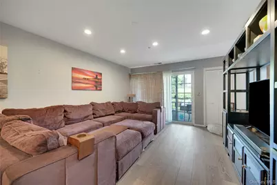 1102 Pondside Drive, White Plains, NY 10607 - Photo 20