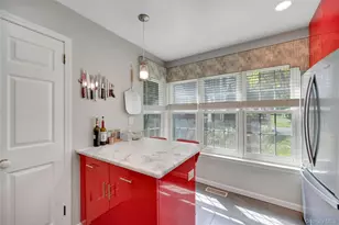 1102 Pondside Dr, White Plains, NY 10607 - Photo 14