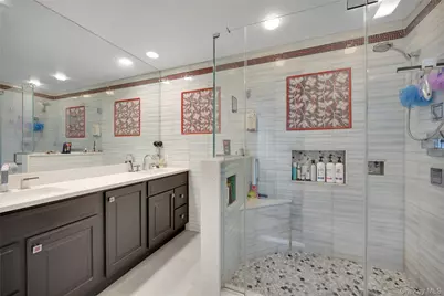 1102 Pondside Drive, White Plains, NY 10607 - Photo 16