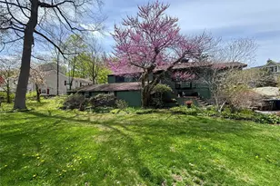 24 Ondaora Pkwy, Highland Falls, NY 10928 - Photo 4