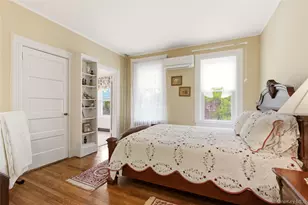 89 Duck Pond Rd, Glen Cove, NY 11542 - Photo 26