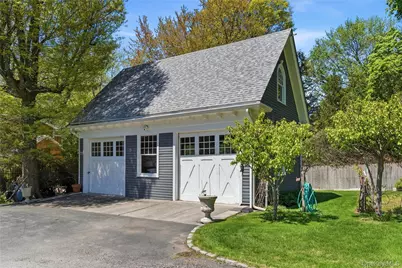 89 Duck Pond Road, Glen Cove, NY 11542 - Photo 34