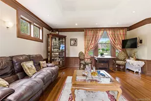 89 Duck Pond Rd, Glen Cove, NY 11542 - Photo 18